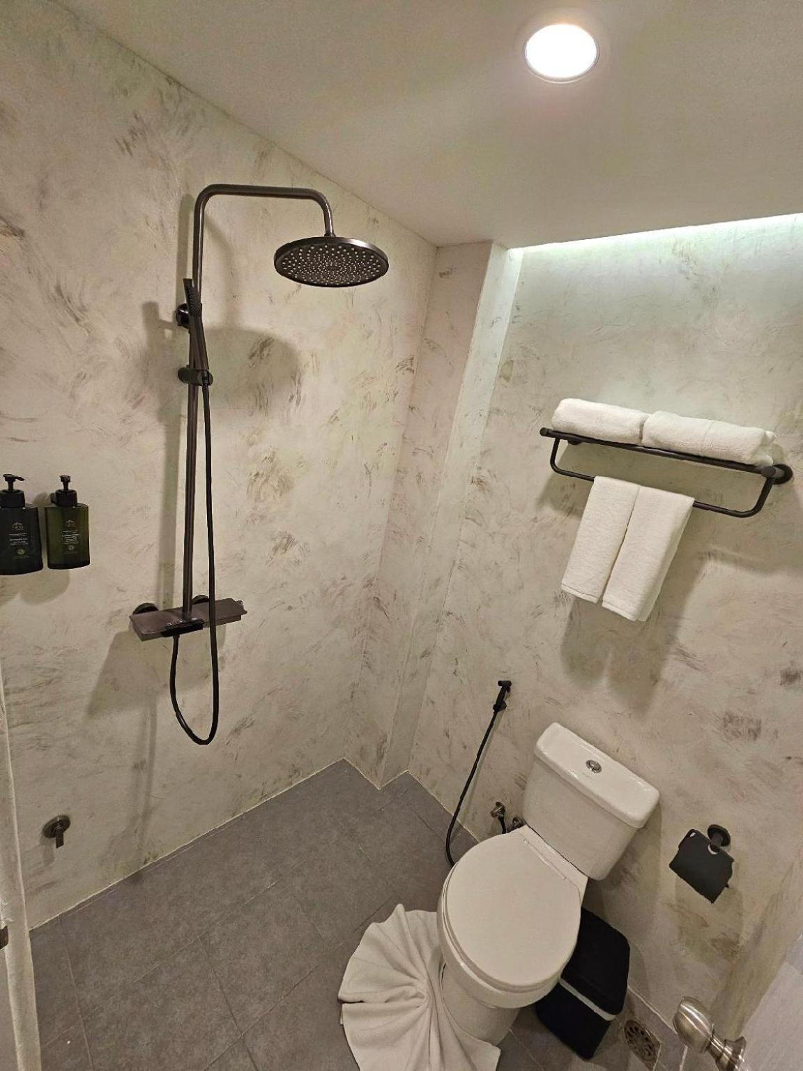 Aparthotel Arawana Express Sukhumvit 22 Bangkok Zewnętrze zdjęcie