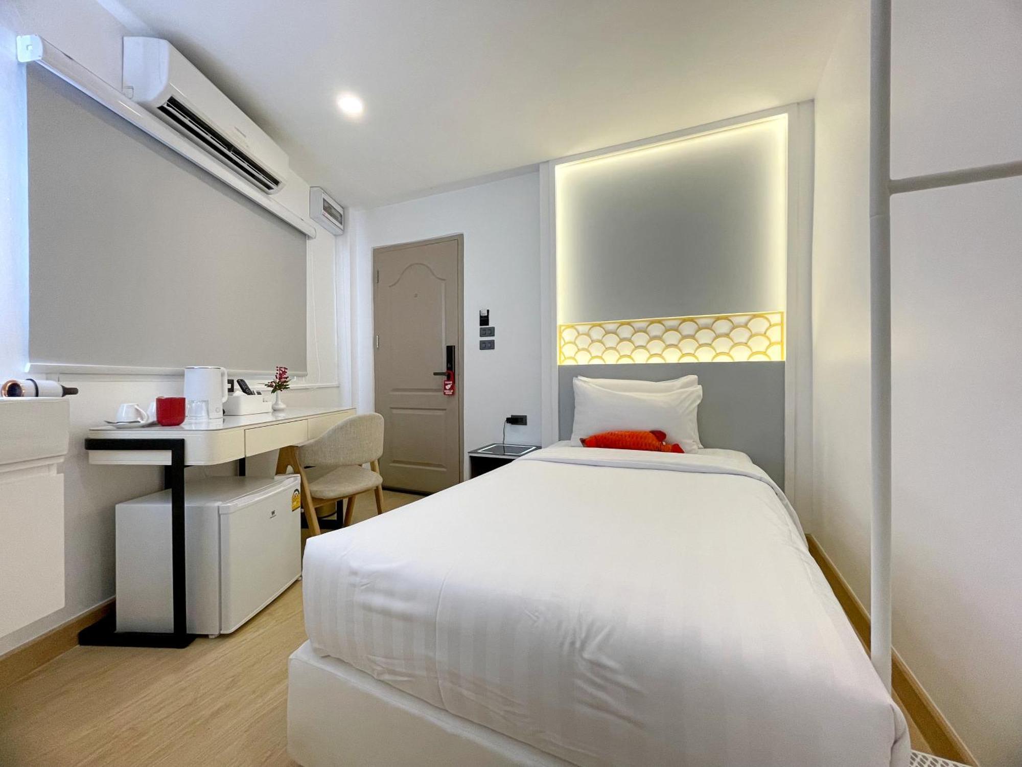 Aparthotel Arawana Express Sukhumvit 22 Bangkok Zewnętrze zdjęcie